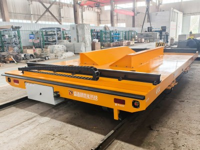 Jak wybrać ładowarki do elektrycznych wózków przemysłowych